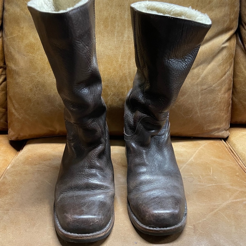 Frye Campus 14L Shearling Lined Boots